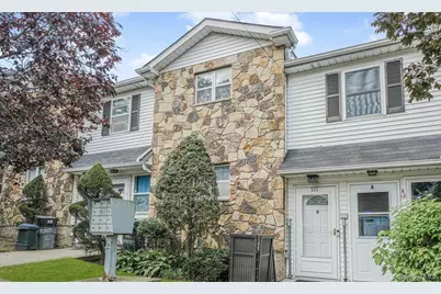 566 Buchanan Avenue, New York, NY 10314 - Photo 2