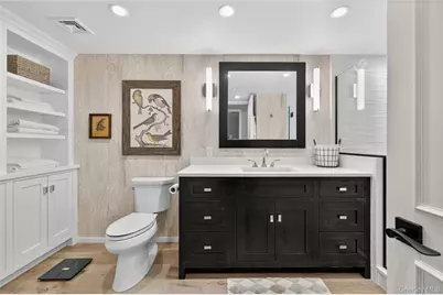 100 Hilton Avenue #M32, Garden City, NY 11530 - Photo 26