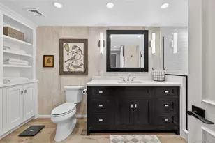 100 Hilton Ave, Garden City, NY 11530 - Photo 26