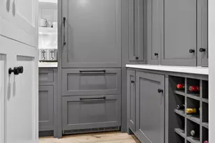 100 Hilton Ave, Garden City, NY 11530 - Photo 14