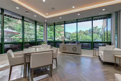 100 Hilton Avenue #M32, Garden City, NY 11530 - Photo 32