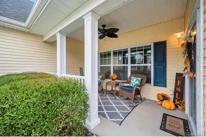 4 Haverton Court, Riverhead, NY 11901 - Photo 8