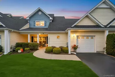 4 Haverton Court, Riverhead, NY 11901 - Photo 6