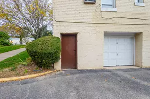 251-41 71st Rd, Bellerose, NY 11426 - Photo 20