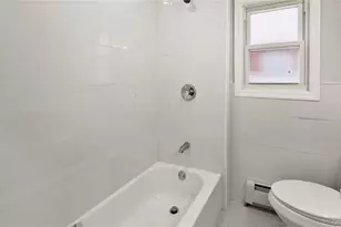 138 Windsor Pkwy, Hempstead, NY 11550 - Photo 42