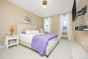 22 Mulford Pl, Hempstead, NY 11550 - Photo 12