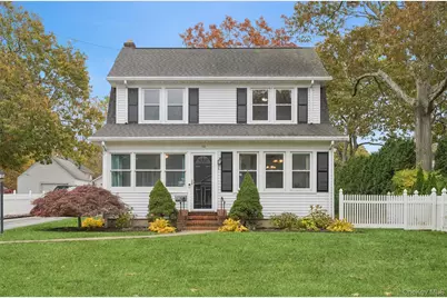 148 Woodhull Avenue, Riverside, NY 11901 - Photo 1