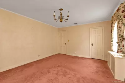 47-44 Glenwood Street, Little Neck, NY 11362 - Photo 16