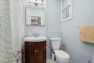 68-15 64th Pl, Ridgewood, NY 11385 - Photo 18