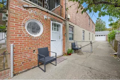 2708 Seymour Avenue, Bronx, NY 10469 - Photo 18