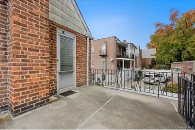 2708 Seymour Avenue, Bronx, NY 10469 - Photo 30