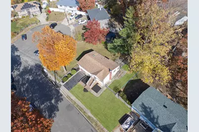 15 Santam Court, Bay Shore, NY 11706 - Photo 28