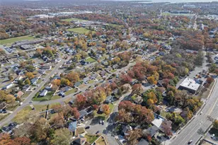 15 Santam Ct, Bay Shore, NY 11706 - Photo 32