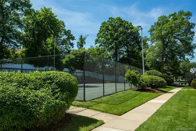 93 Palo Alto Drive, Plainview, NY 11803 - Photo 22