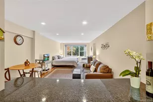 10 Old Mamaroneck Rd, White Plains, NY 10605 - Photo 4