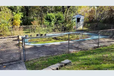 2 Stephens Lane, Valhalla, NY 10595 - Photo 8