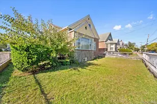 224-15 138th Ave, Jamaica, NY 11413 - Photo 22