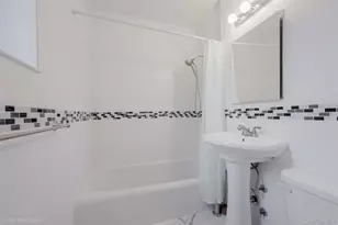 41-15 44th St, Sunnyside, NY 11104 - Photo 4