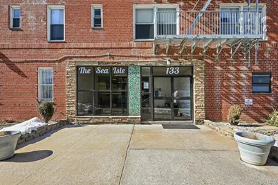 133 Beach 120th Street #1B, Rockaway Park, NY 11694 - Photo 6