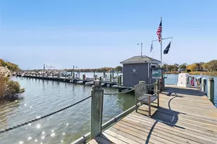 546 Highland Ct, Moriches, NY 11955 - Photo 34