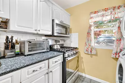 31 Farley Drive, West Haverstraw, NY 10993 - Photo 4