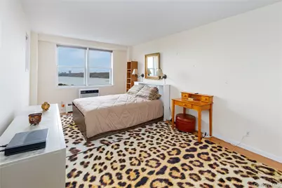 5700 Arlington Avenue #20S, Bronx, NY 10471 - Photo 4