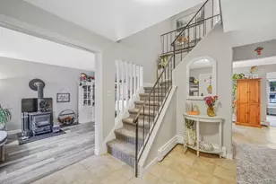 444 Puritan Dr, Shirley, NY 11967 - Photo 4