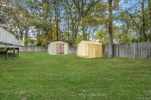 444 Puritan Dr, Shirley, NY 11967 - Photo 32