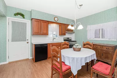 15633 100th Street, Howard Beach, NY 11414 - Photo 8