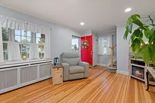 51 Marvin St, Patchogue, NY 11772 - Photo 12