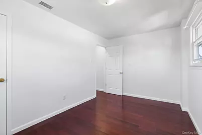 74 Venetian Prom, Lindenhurst, NY 11757 - Photo 12