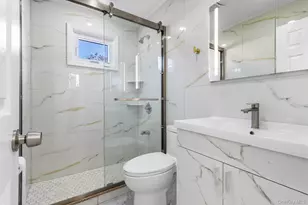 74 Venetian Prom, Lindenhurst, NY 11757 - Photo 28