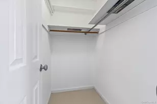 74 Venetian Prom, Lindenhurst, NY 11757 - Photo 24