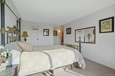 200 High Point Drive #513, Hartsdale, NY 10530 - Photo 14