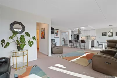 200 High Point Drive #513, Hartsdale, NY 10530 - Photo 24