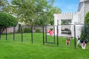 70 Fanning Ave, Hampton Bays, NY 11946 - Photo 6