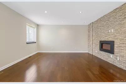 8318 58th Avenue, Middle Village, NY 11379 - Photo 36