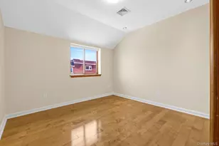 83-18 58th Ave, Middle Village, NY 11379 - Photo 18