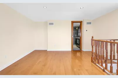 8318 58th Avenue, Middle Village, NY 11379 - Photo 24