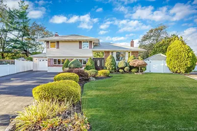 9 Dean Court, Commack, NY 11725 - Photo 1