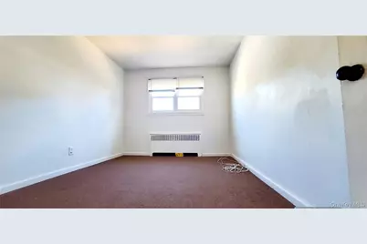 318 Beach 42nd Street, Arverne, NY 11691 - Photo 8