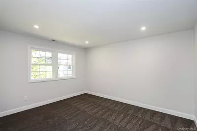 10 Smith, Yaphank, NY 11980 - Photo 16