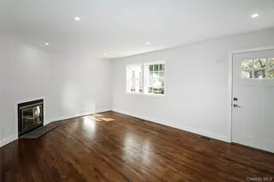 10 Smith, Yaphank, NY 11980 - Photo 4