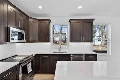 1 Hulse Street, Middletown, NY 10940 - Photo 18