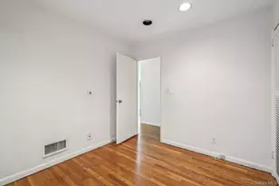 71 Dora Ln, New Rochelle, NY 10804 - Photo 16