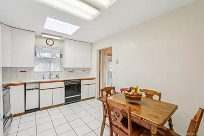 71 Dora Lane, New Rochelle, NY 10804 - Photo 8