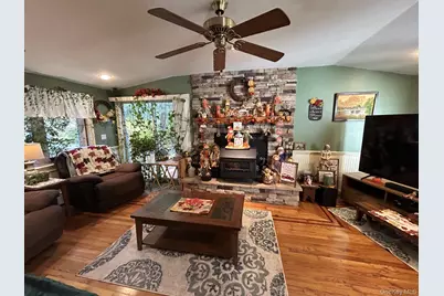 21 Lakeview Drive, Middle Island, NY 11953 - Photo 10