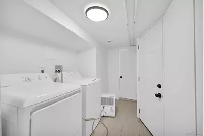 148 S 13th Avenue, Mount Vernon, NY 10550 - Photo 24