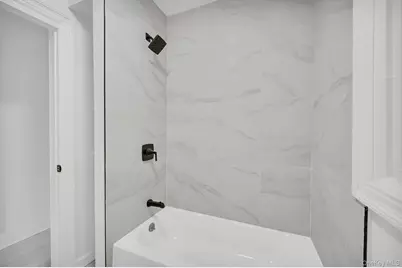 148 S 13th Avenue, Mount Vernon, NY 10550 - Photo 18