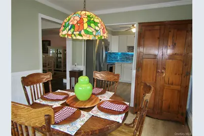 25 Pinetree Lane, Levittown, NY 11756 - Photo 8